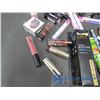 Image 8 : Assorted Cosmetic Items