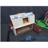 Image 2 : (2) Fisher-Price Barn Playsets