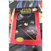 Image 3 : Star Wars Books & Pillow Case