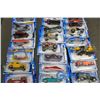 Image 3 : (30) Hot Wheels Cars in Packages