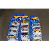 Image 4 : (30) Hot Wheels Cars in Packages