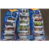 Image 4 : (30) Hot Wheels Cars in Packages