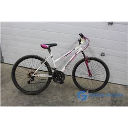 Women's 26" Avigo Mountain Bike
