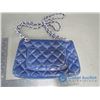 Image 2 : Chanel Large Classic Hand Bag