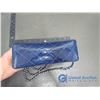 Image 4 : Chanel Large Classic Hand Bag