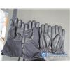 Image 3 : Essential Collapsible Storage Containers, North Face Mask, and Men's Isotoner Leather Gloves (L)