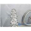 Image 2 : Bike Tires, 1 Front Wheel (Alloy), 1 Rear Wheel (Bontrager)