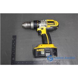 DeWalt 1/2" Cordless Drill/Driver w/18v Battery Model DCD940