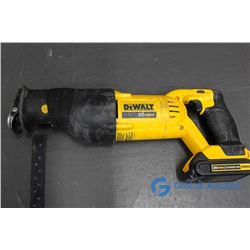 DeWalt Variable Speed Reciprocating Saw w/20v Battery Model DCS380