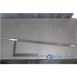 Blue Pry Bar