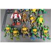 Image 2 : Teenage Mutant Ninja Turtles- Large Mikey Figure, Turtlemobile and Figures