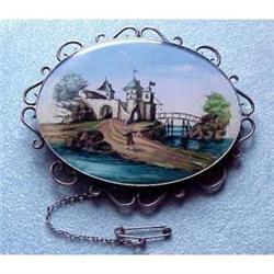 VICTORIAN Hand Painted Miniature Scene Brooch #832599