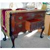 Image 1 : Lowboy/Dressing Table, Chippendale style #837198