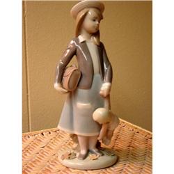 Lladro Figurine in Box-Autumn #5218G #855682