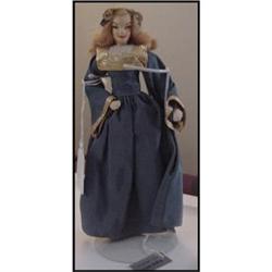 Doll Ravca  Katherine Parr   Papier Mache Head #856335