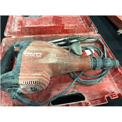 HILTI TE 700-AVR WITH CASE AND ASSORTED BITS