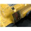 Image 2 : DEWALT D25901DEMOLITION HAMMER WITH CASE, NO LATCHES ON CASE