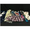 Image 1 : LOT OF ASSORTED CLOTHING