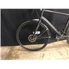 Image 2 : BLACK MARIN FAIRFAX 18 SPEED TRAIL BIKE WITH FRONT AND REAR HYDRAULIC DISC BRAKES, REAR FENDER
