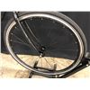 Image 8 : BLACK TRACK SINGLE SPEED ROAD BIKE, SPROCKETS MISALIGNED, MAINTENANCE AND REPAIRS NEEDED, HEADSET