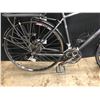 Image 8 : GREY KONA DR LEW 27 SPEED HYBRID TRAIL BIKE WITH FRONT AND REAR HYDRAULIC DISC BRAKES, MINOR