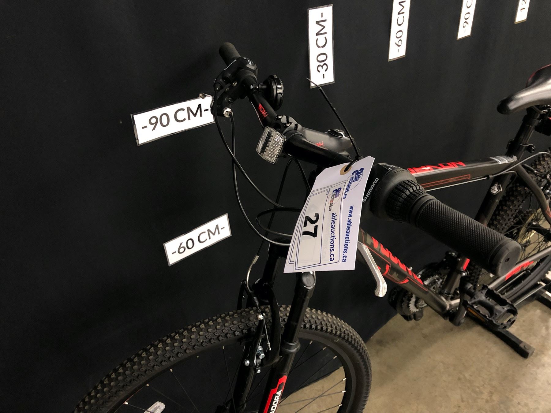 BLACK AND RED DIADORA NOVARA 21 SPEED FRONT SUSPENSION MOUNTAIN BIKE ...