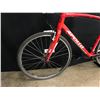 Image 2 : RED APOLLO EXCEED 20 24 SPEED ROAD BIKE, XL FRAME SIZE, STANDOVER HEIGHT: 85 CM