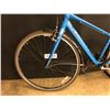 Image 2 : BLUE MARIN FAIRFAX 27 SPEED HYBRID TRAIL BIKE, MEDIUM FRAME SIZE, STANDOVER HEIGHT: 72 CM