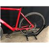 Image 3 : RED REVON SINGLE SPEED ELECTRIC ASSIST HYBRID ROAD BIKE WITH FRONT AND REAR DISC BRAKES,