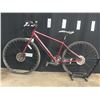 Image 1 : RED NORCO INDIE 27 SPEED HYBRID TRAIL BIKE WITH FRONT AND REAR HYDRAULIC DISC BRAKES, 16" FRAME