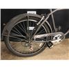 Image 8 : GREY NORCO 7 SPEED CRUISER BIKE, NEEDS MAINTENANCE, STANDOVER HEIGHT: 82 CM