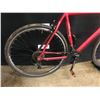 Image 8 : RED GMC ROAD SERIES 21 SPEED ROAD BIKE, STANDOVER HEIGHT: 82 CM