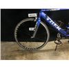 Image 2 : BLUE TREK HILO 18 SPEED ROAD BIKE, GENERALLY WORKING BUT NEEDS MAINTENANCE, STANDOVER HEIGHT: 75 CM