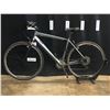 Image 1 : GREY EVO GRAND RAPID 21 SPEED HYBRID TRAIL BIKE, LARGE/20" FRAME SIZE, MINOR BEND IN FRONT RIM