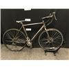 Image 1 : BROWN BRODIE REVEL 24 SPEED HYBRID TRAIL BIKE WITH FRONT AND REAR DISC BRAKES, 56 CM FRAME SIZE