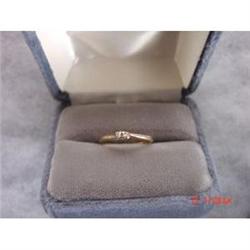 Estate 10kt yellow gold Diamonds ring Size #872547