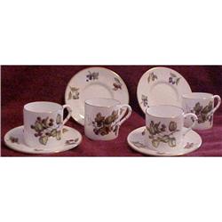4 Royal Worcester Berry Pattern Demitasse Cups #873257