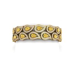 18.61 ctw Canary Citrine & VS Diamond Bracelet 18K Yellow Gold