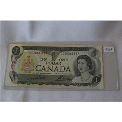 Canada One Dollar Bills (2)