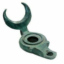 Ancient Roman Bronze Oil Lamp c.1st-4th century AD.