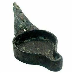 Ancient Roman Bronze Oil Lamp c.1st-4th century AD.