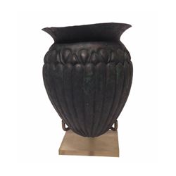 An Outstanding Ancient Anchaemenid Bronze Amphorskos