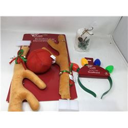 Lot of Assorted Christmas Items