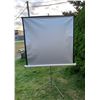 Image 1 : Vintage Projection screen on stand
