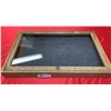 Image 1 : Vintage tabletop display case 25 x 14