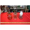 Image 1 : Shelf lot Three glass coal oil lanterns