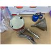 Image 2 : Lot of Vintage oilers and funnels + Esso oil tin