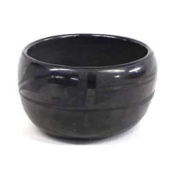Historic Native American San Ildefonso Pottery Bowl