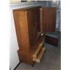 Image 2 : Vintage Oak Bookcase Cabinet