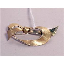 Estate Jewelry: 18K Italian Gold Bow Brooch